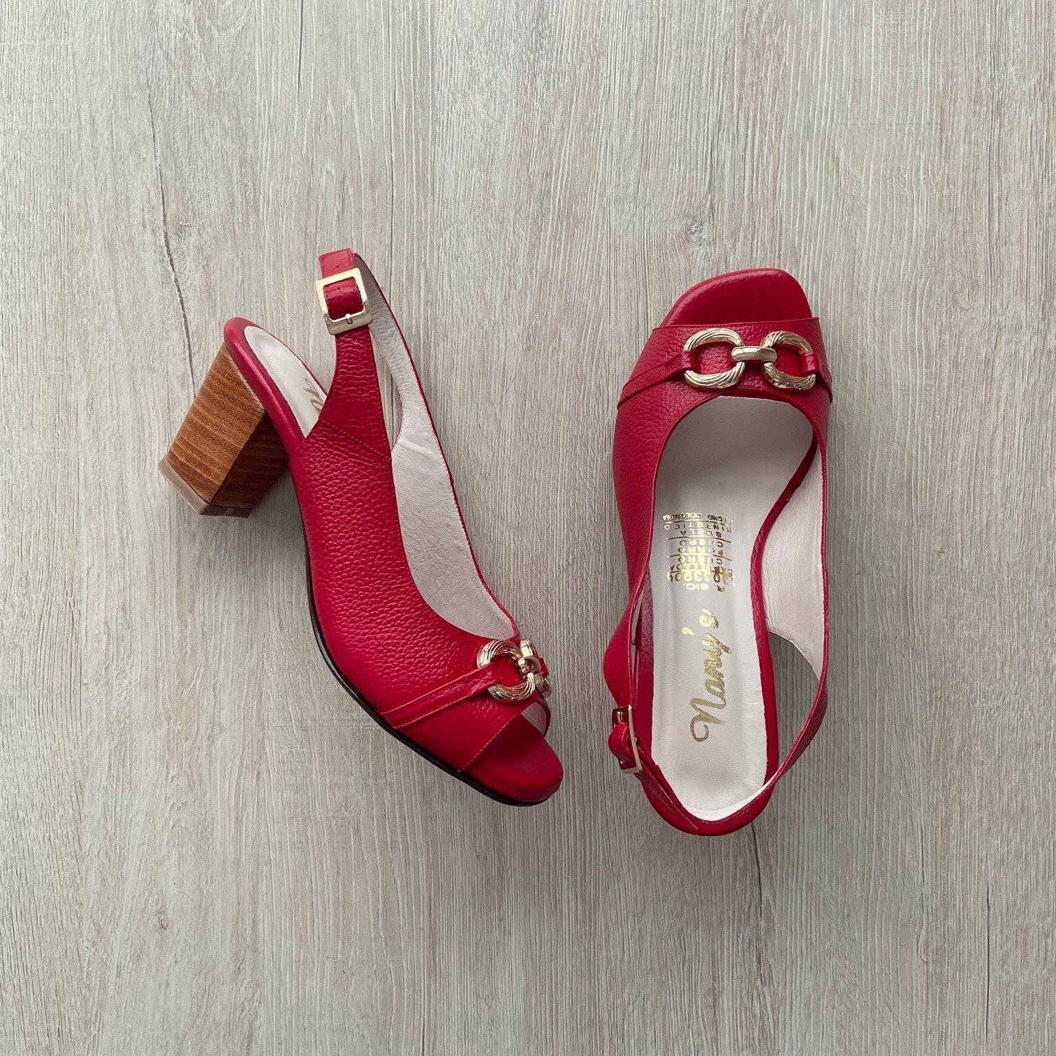 Zapato despuntado rojo en cuero - Imagen 2