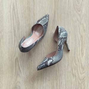 Zapatos hortensia en cuero tipo folia