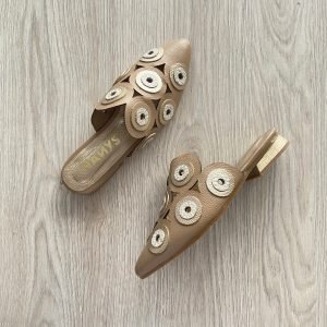 Suecos capuchinos en cuero