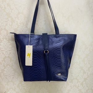 Bolso grande azul en cuero tipo folia