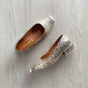 Zapatos tipo baleta en cuero tipo folia