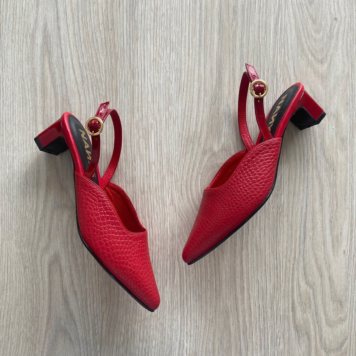 Zapatos rojos en cuero - Imagen 3