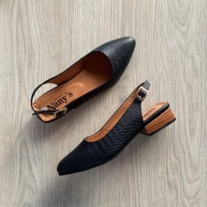 Baleta negras en cuero