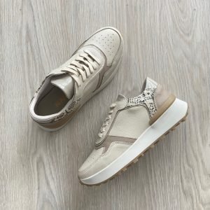 Tenis talco con taupe y animal print en cuero