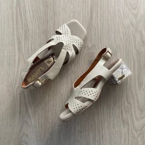 Sandalias talco en cuero