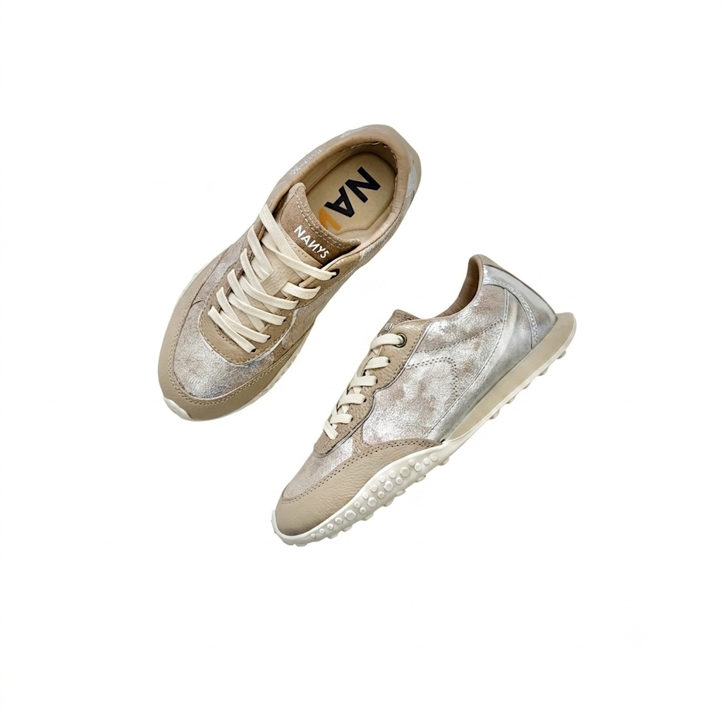 Tenis taupe con plata en cuero - Imagen 2