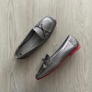 Baletas caño fusil en cuero perforado