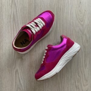 Tenis fucsias en cuero