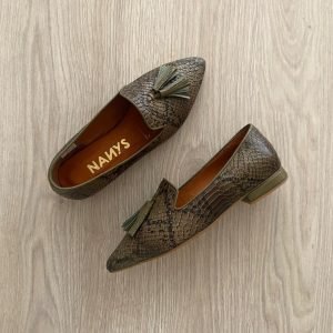 Baleta verde en cuero tipo folia