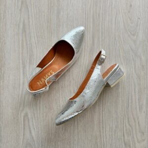 Baleta plateada en cuero destalonada