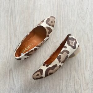 Baletas animal print en cuero peludo cerradas