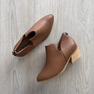 Botines miel en cuero