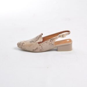 Zapatos taupe en cuero tipo folia