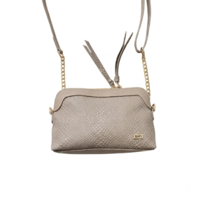 Bolso taupe en cuero tipo folia con cadena