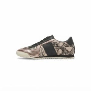 Tenis negros con bronce y grabado en cuero