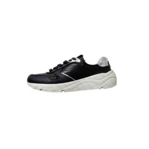 Tenis negro con plata en cuero