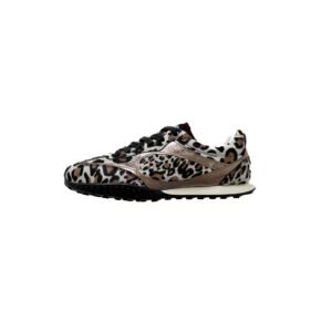 Tenis animal print lepardo en cuero peludo