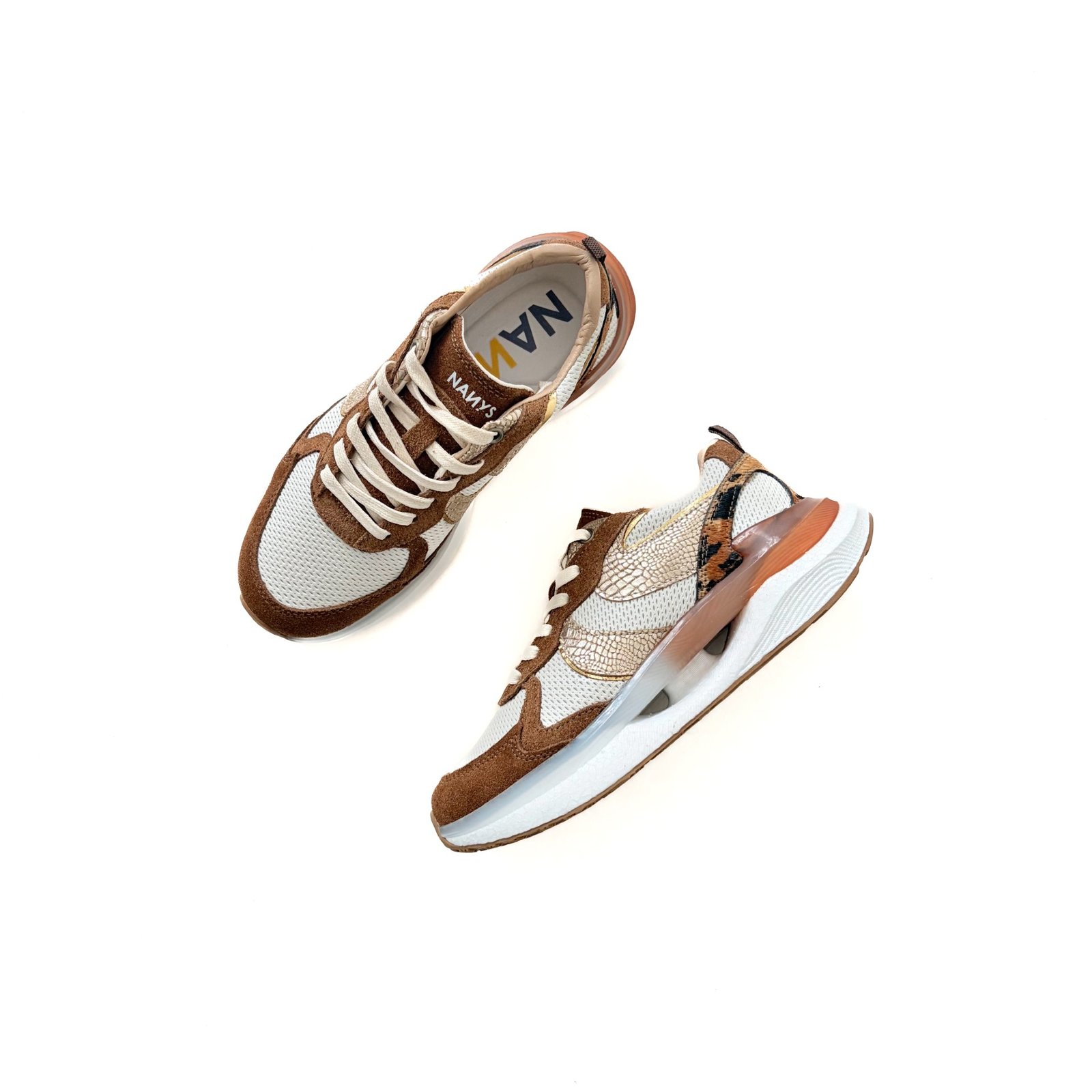 Tenis miel con talco en cuero con suela deportiva - Imagen 2