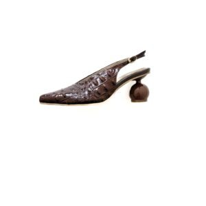 Zapato cafe en cuero con tacón en bola
