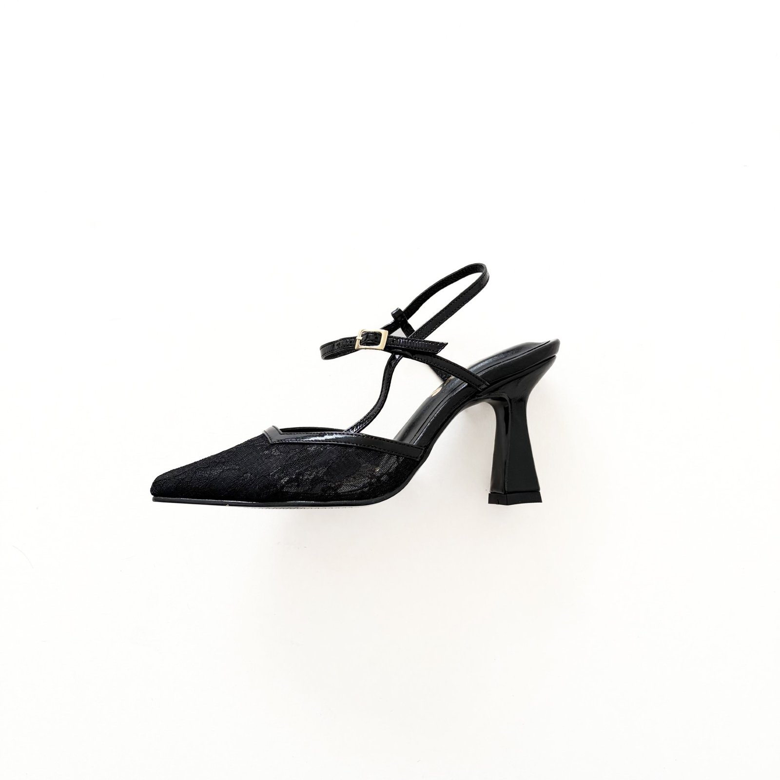 Zapatos negros con textil y cuero